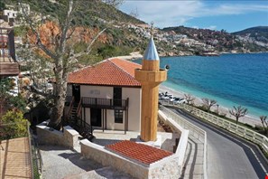 142 yıllık Lami Bey Camii’nin restorasyonu tamamlandı